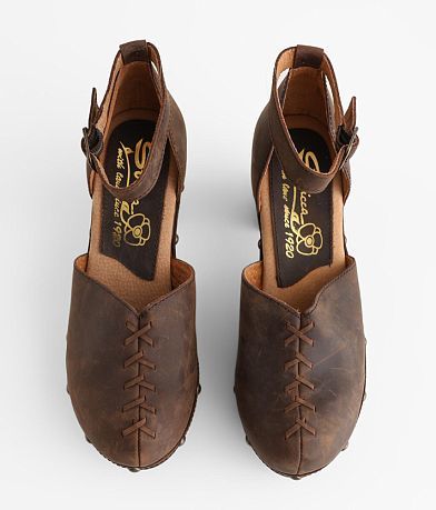 Sbicca Donerail Leather Heeled Clog misc detail 4 view