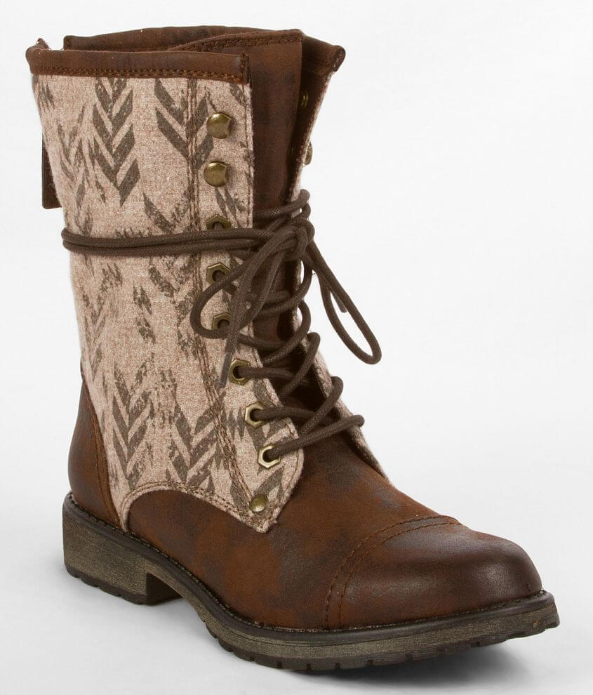 Roxy Concord Boot front view