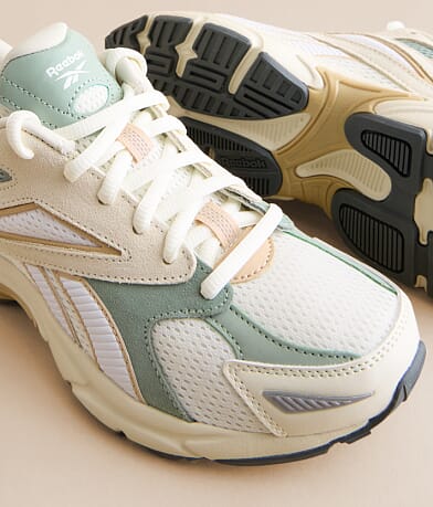 Road Prime Essentials Leather Sneaker thumbnail 6