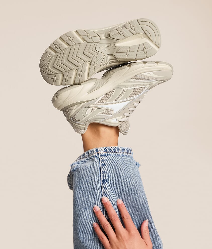 Belwave Leather Sneaker