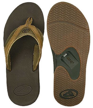 Reef Fanning Bottle Opener Leather Flip MISC_DETAIL_1