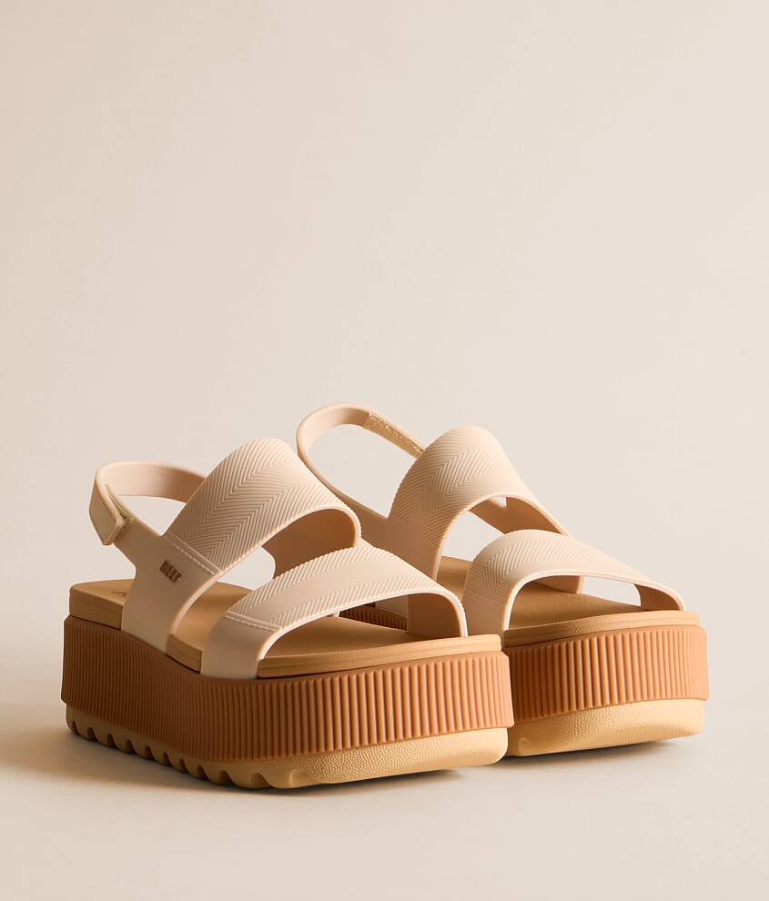 Water Vista Higher Flatform Sandal - thumbnail 2