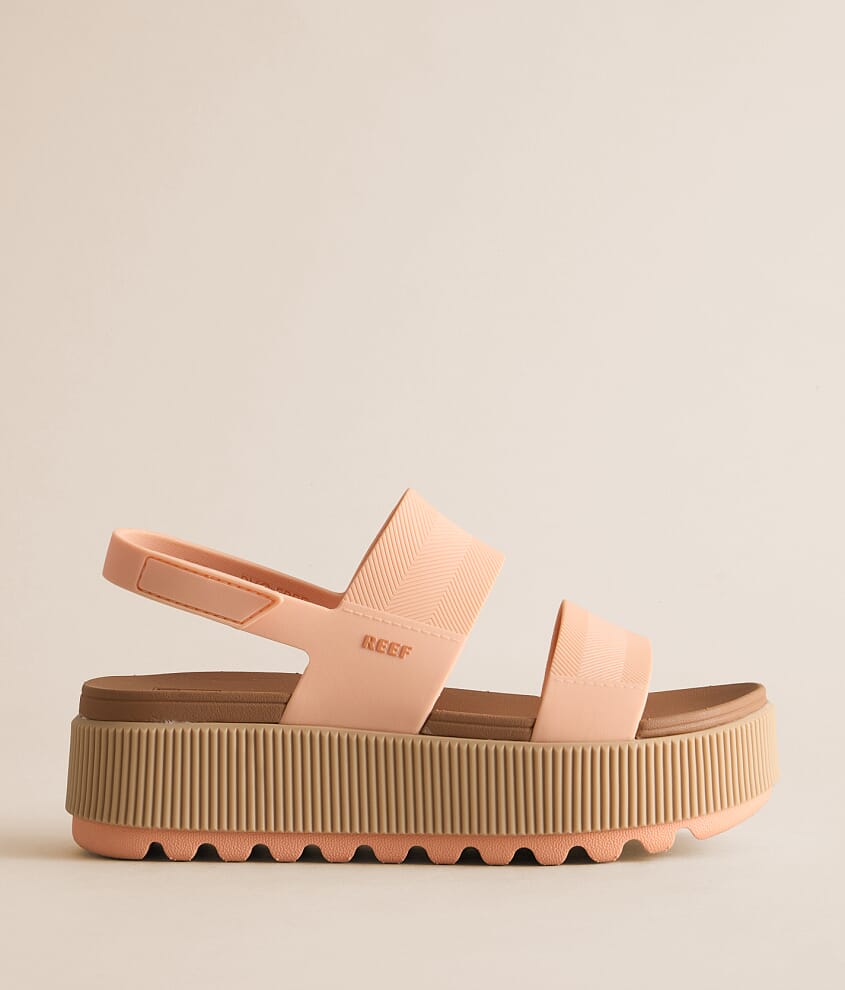 Water Vista Higher Flatform Sandal