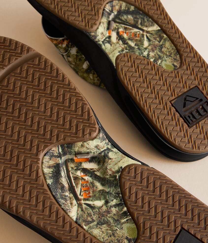 Fanning Camo Flip