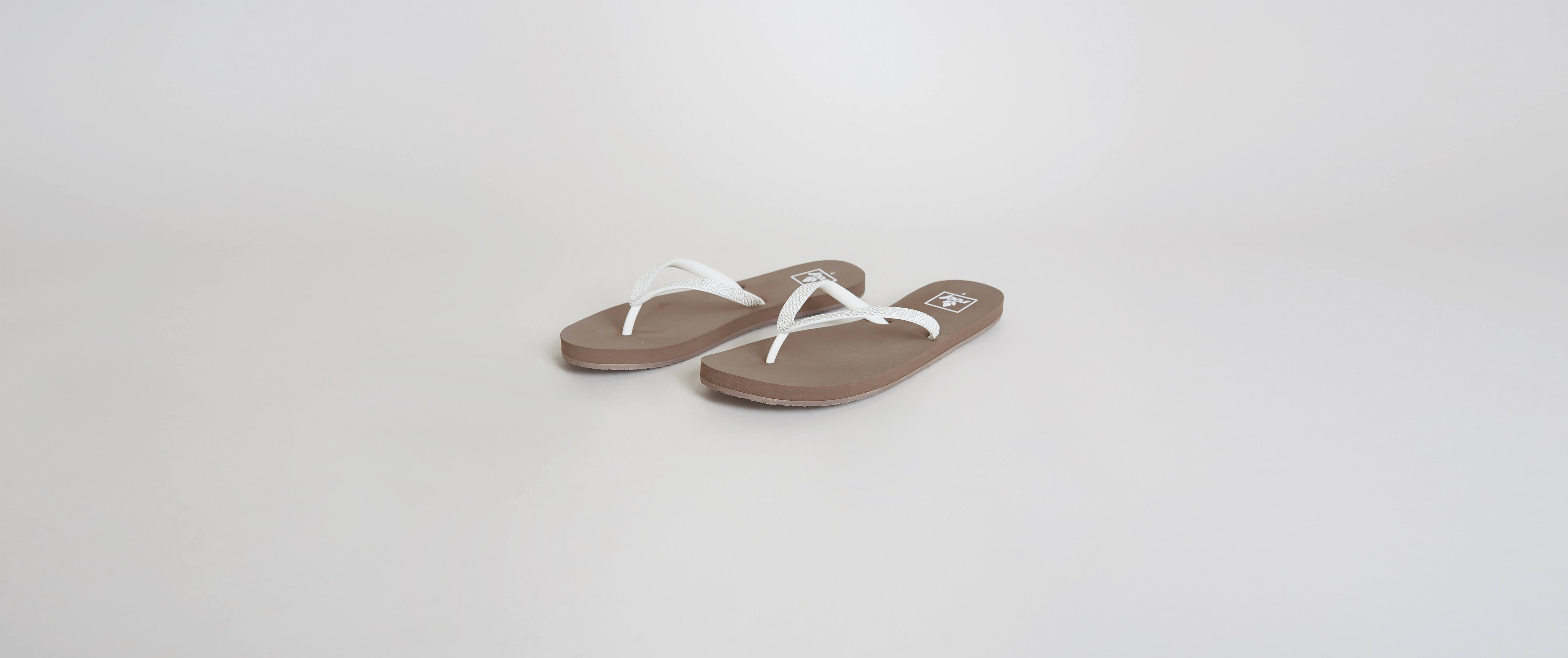 reef sassy flip flop