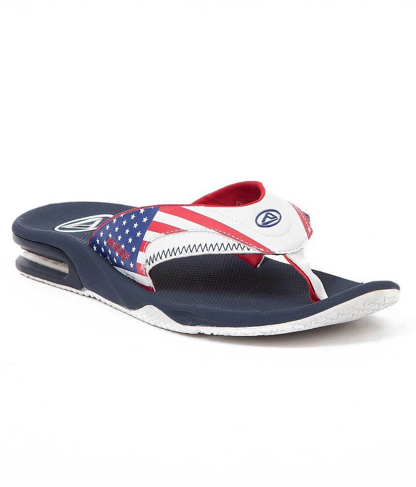 Buitengewoon aspect Berg Vesuvius Reef Fanning Flip - Men's Shoes in Stars and Stripes | Buckle