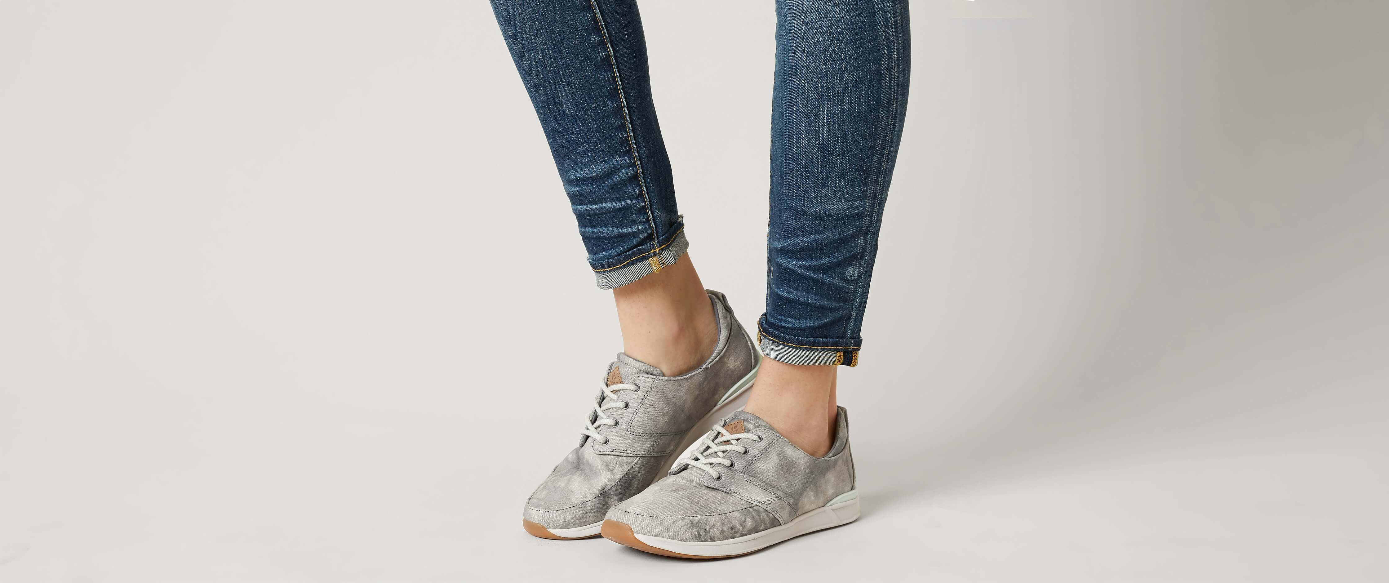 reef shoes womens