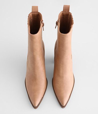 DV by Dolce Vita Adams Ankle Boot misc detail 3 view