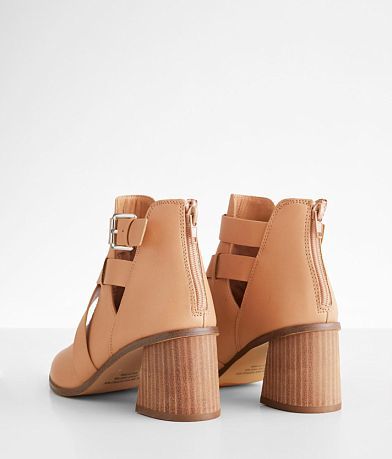 DV by Dolce Vita Drako Ankle Boot misc detail 2 view