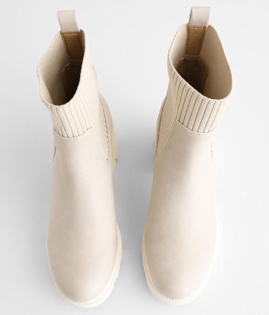 DV by Dolce Vita Nanda Lug Chelsea Boot MISC_DETAIL_4