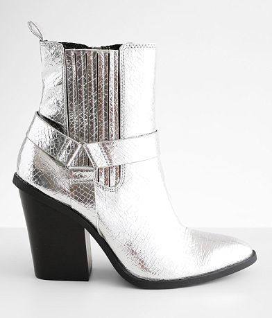 DV by Dolce Vita Nilano Metallic Ankle Boot front view