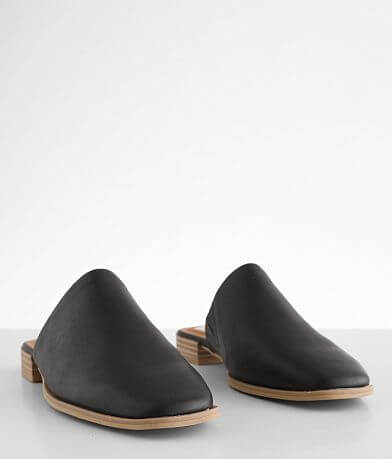 DV by Dolce Vita Pyra Mule Shoe misc detail 2 view