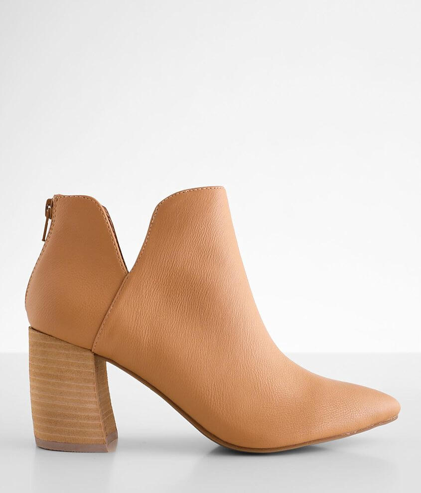 dv ankle boots