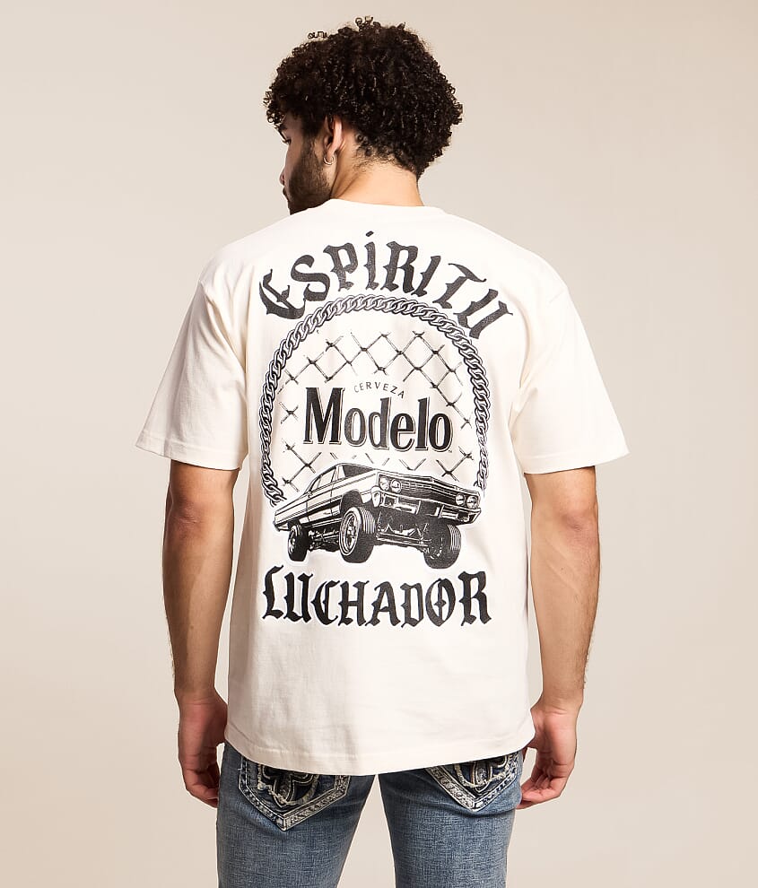 Modelo Low Rider T-Shirt