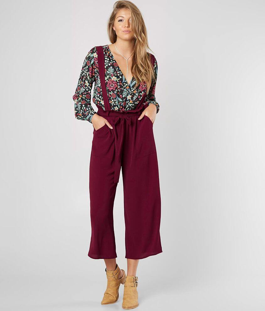 red by BKE Wide Leg Paperbag Cropped Pant front view