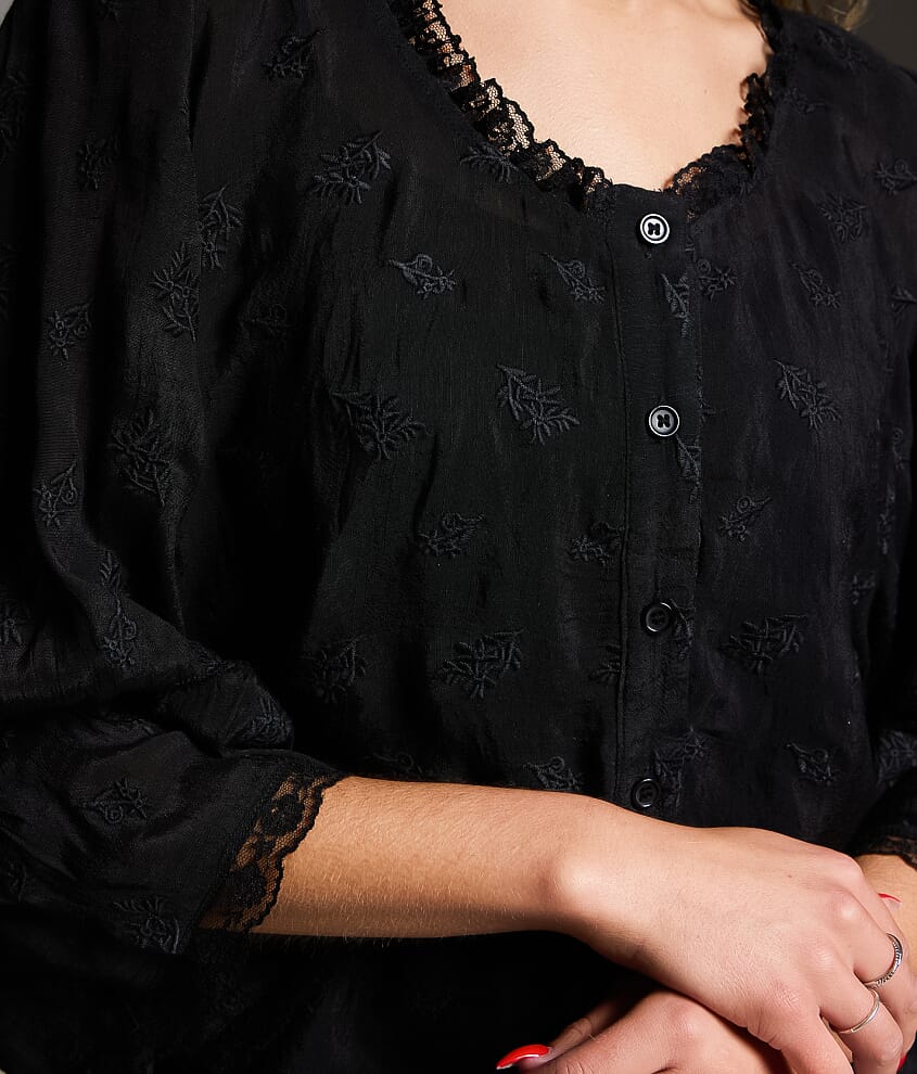 Refined Edit Floral Embroidered Top - thumbnail 4