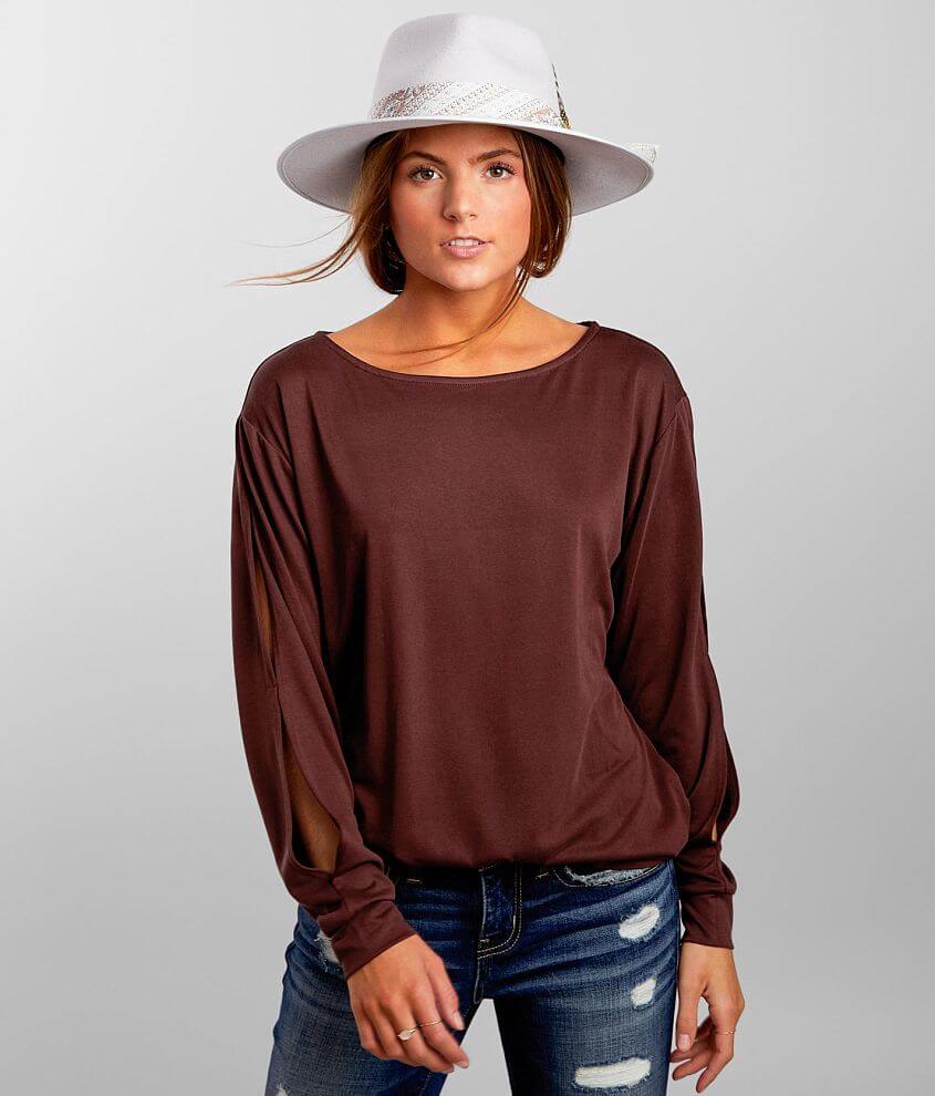 Buckle Black Vented Sleeve Top front view
