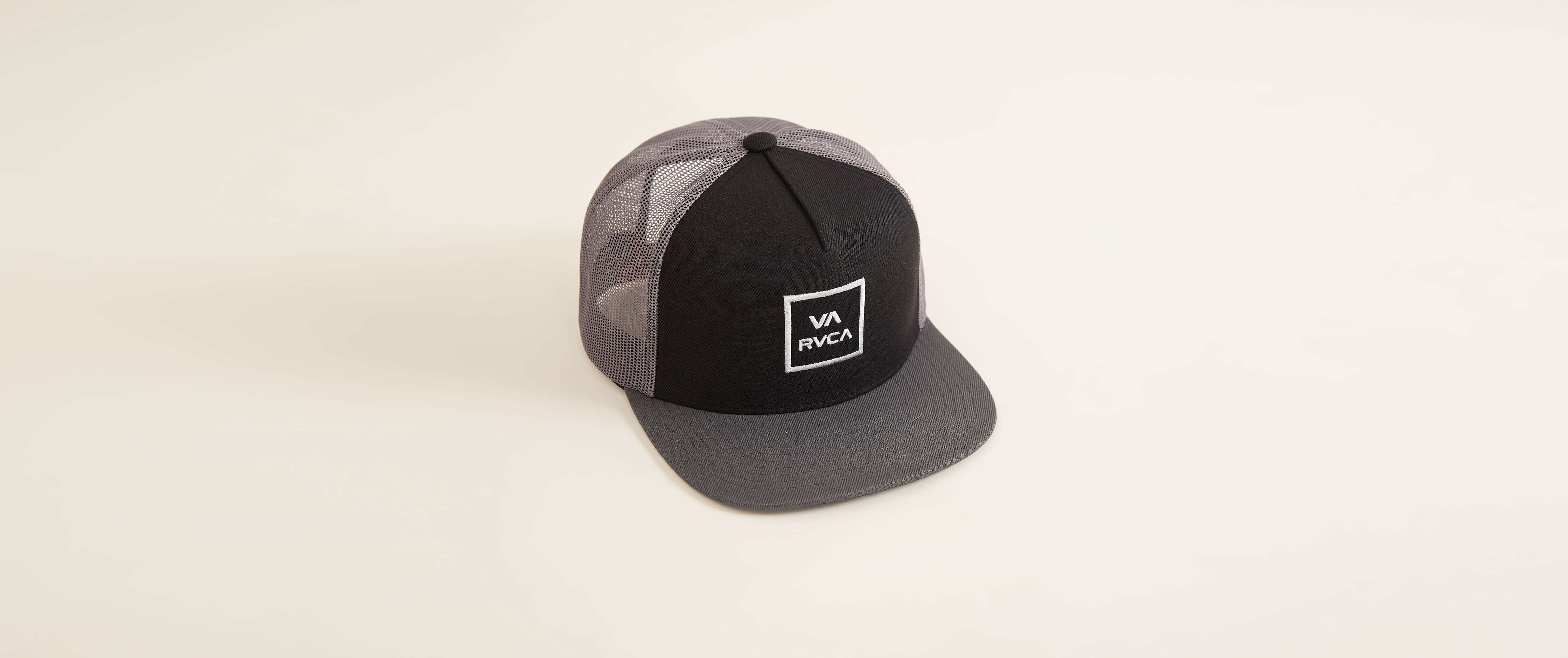 black rvca hat