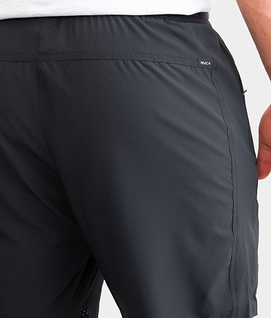 RVCA Yogger Plus Stretch Short BACK_POCKET