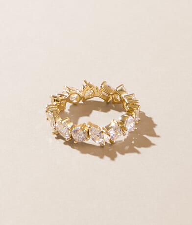 Sahira Jewelry Design Pamela Ring misc detail 1 view