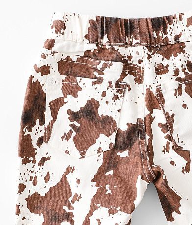 Saints &amp; Hearts Girls - Cow Print Flare Jean BACK_POCKET