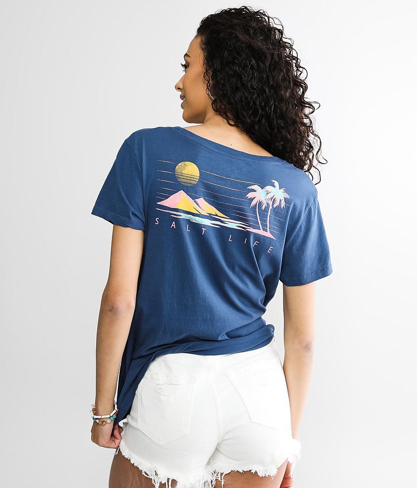 Salt Life Daze Ahead Boyfriend T-Shirt - Women's T-Shirts in Washed ...