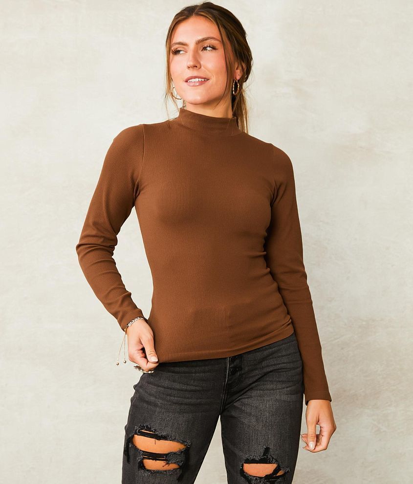 Willow &#38; Root Ribbed Mock Neck Top front view