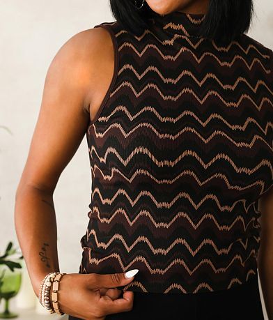 Willow &amp; Root Wave Mock Neck Tank Top misc detail 1 view