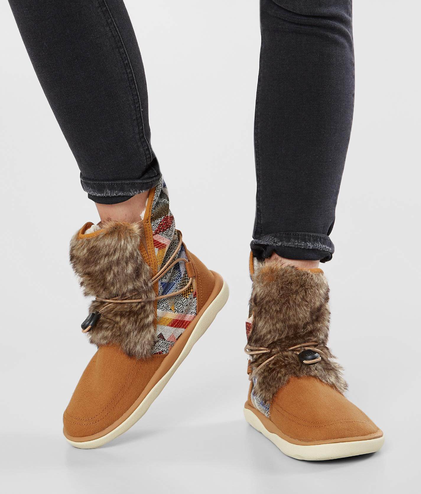 sanuk womens boots