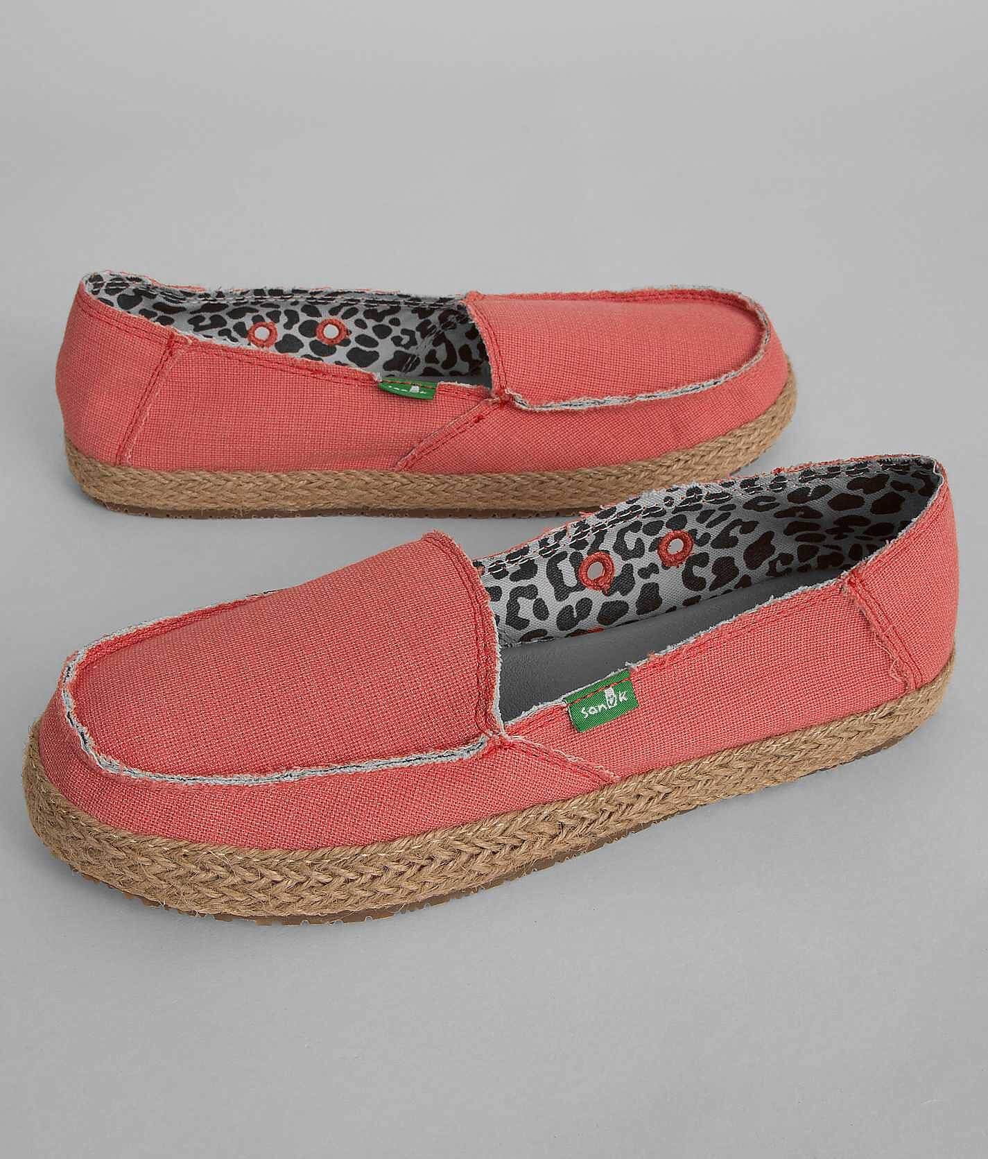 Sanuk Fiona Shoe Women s Shoes in Coral Buckle