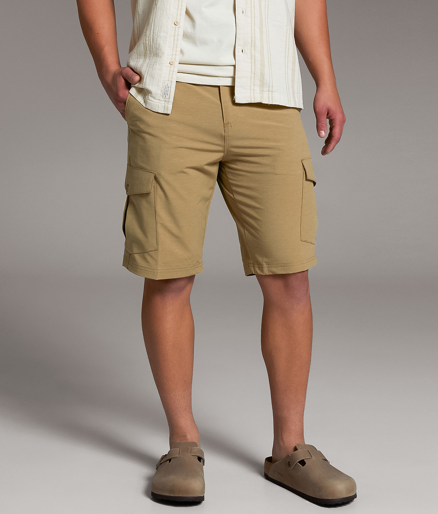 新品　BRIEFING MENS CE CARGO SHORT PANTS BKE Standard Hybrid Stretch Cargo Short - Men's Shorts in