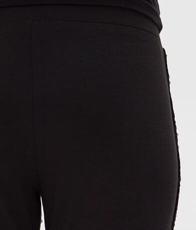 Daytrip Chevron Ponte Legging BACK_POCKET