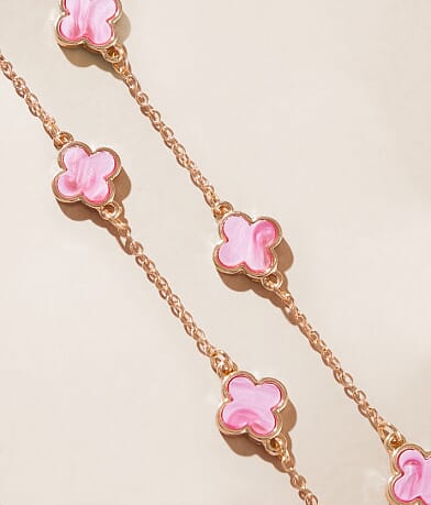 boutique by BKE Clover Necklace misc detail 1 view