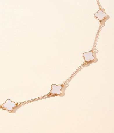 boutique by BKE Clover Necklace misc detail 1 view