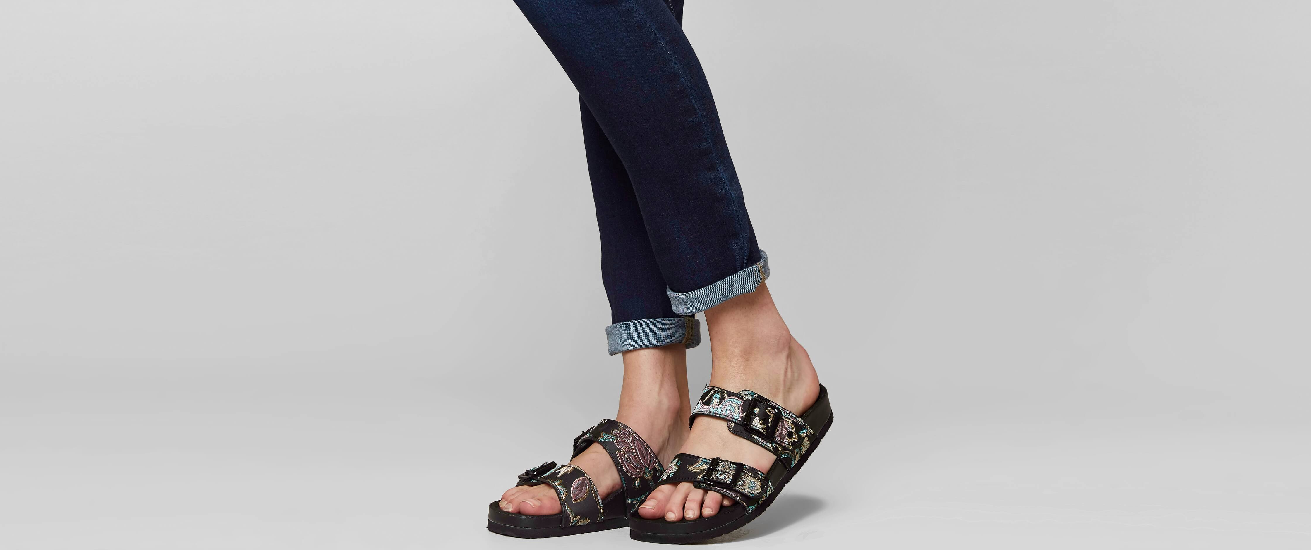 madden brando sandals