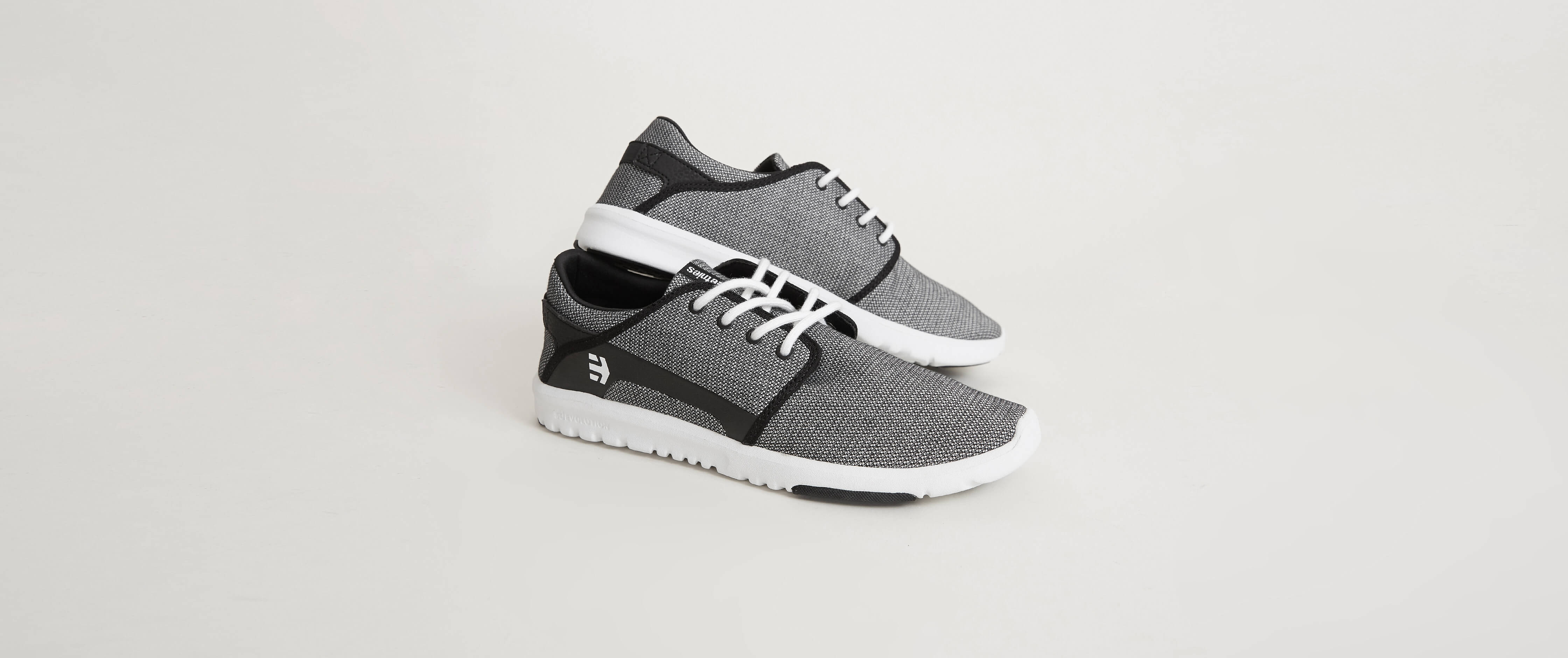 etnies scout