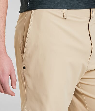 Maven Co-op Fairway Performance Short misc detail 1 view