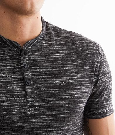 BKE Vincent Henley misc detail 1 view