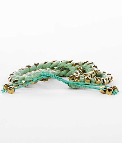 Daytrip Pyramid Stud Bracelet misc detail 1 view