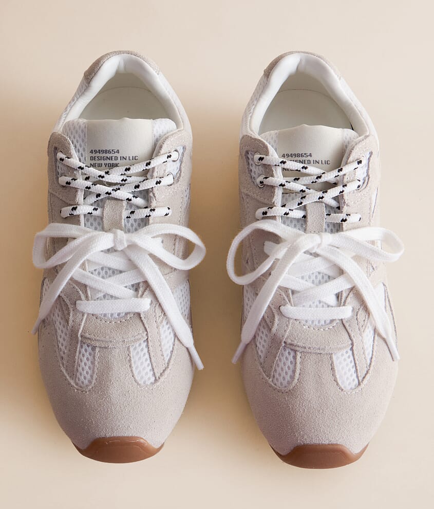 Aziel Leather Sneaker