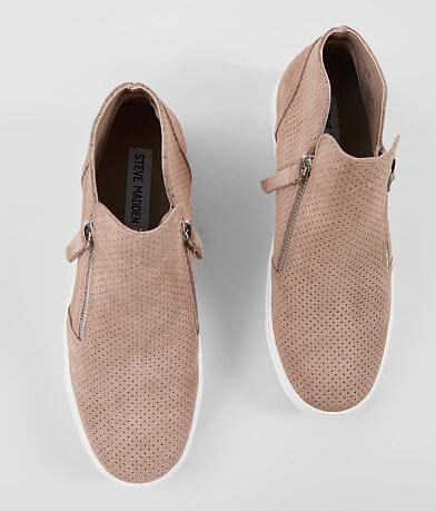 Steve Madden Caliber Suede Wedge Shoe MISC_DETAIL_2