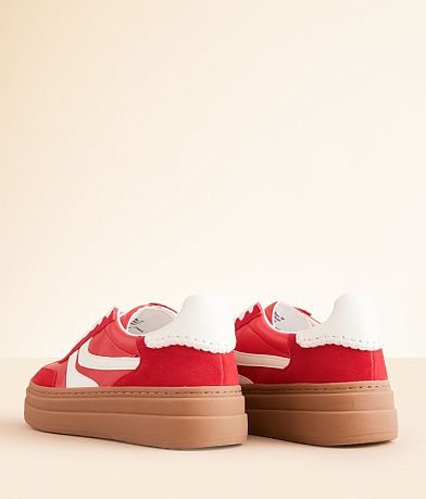 Steve Madden Dodge Sneaker misc detail 2 view