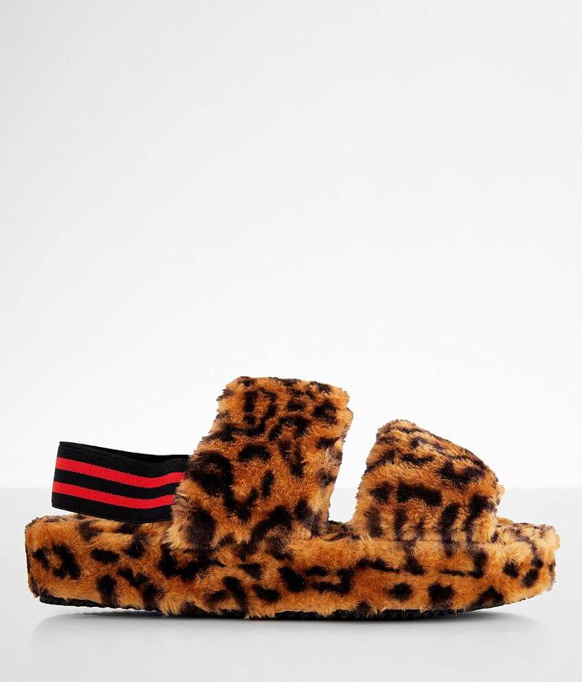 Steve Madden Fluff Leopard Slipper Women s Shoes in Leopard Buckle