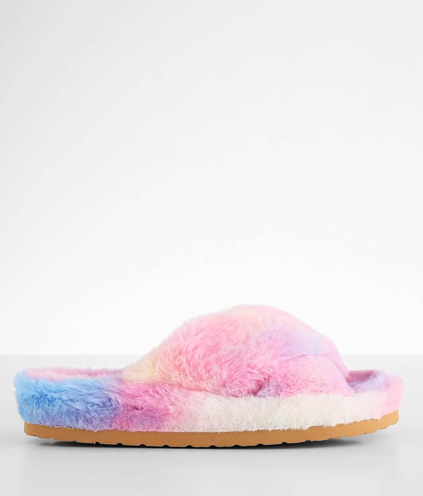 Steve madden womens fuzzy hot sale slippers