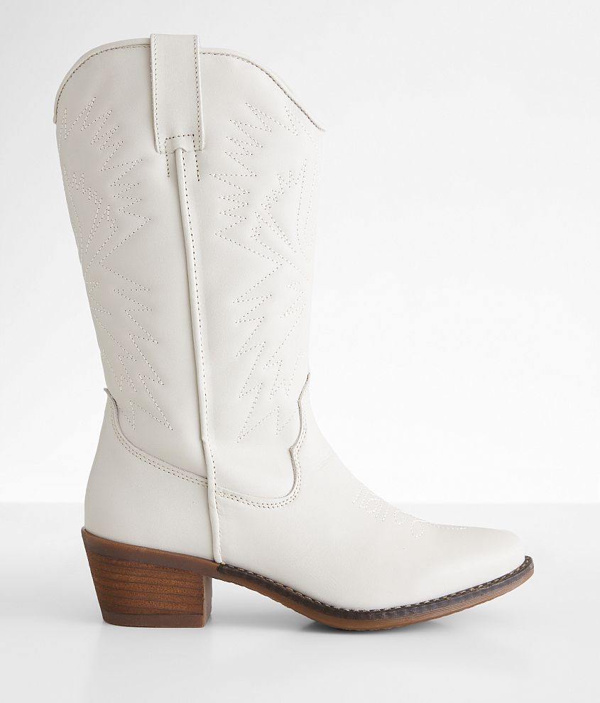 Steve madden hotsell white buckle boots