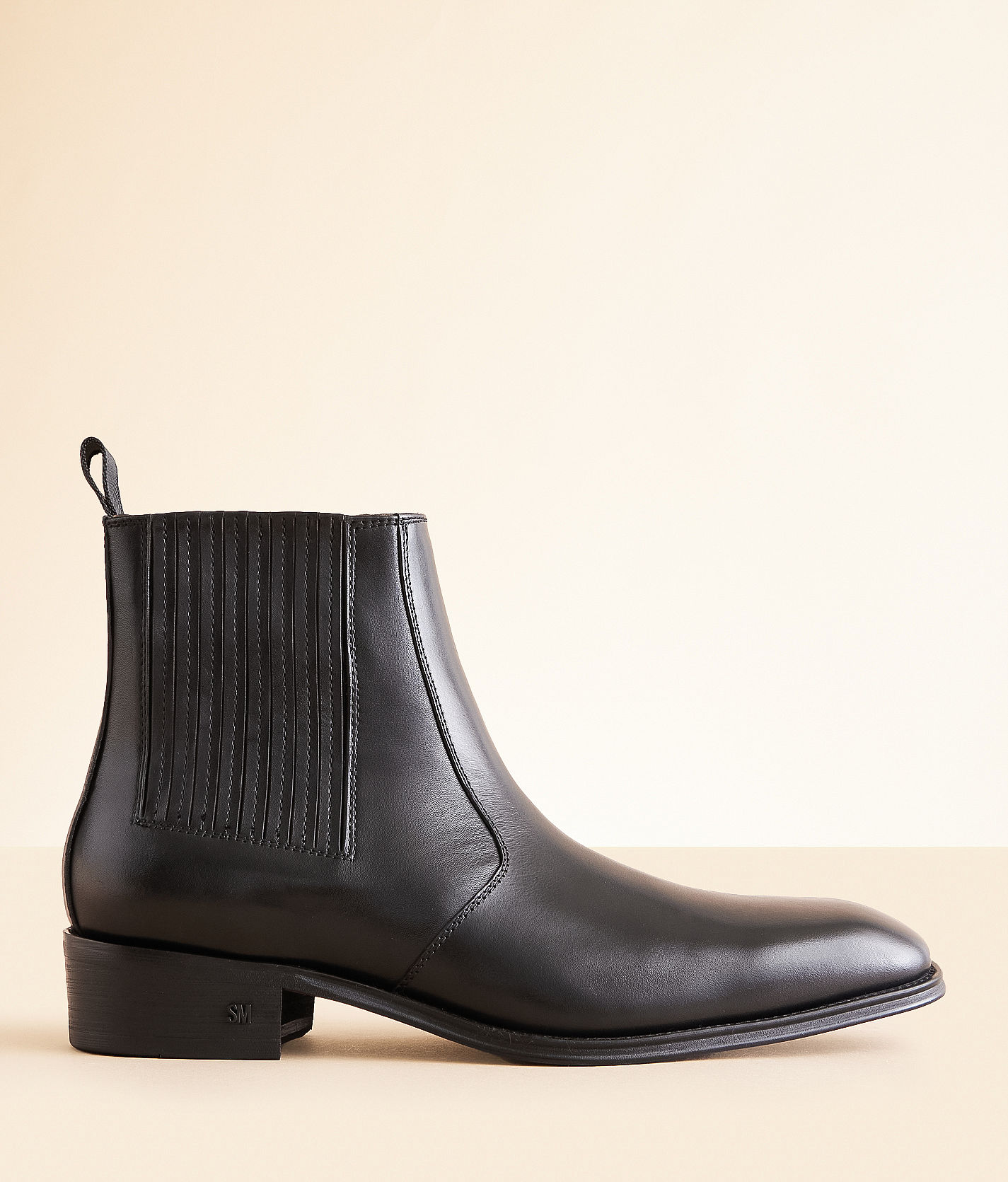 Steve hot Madden Chelsea Boots - Lamont Black Leather Boots 7