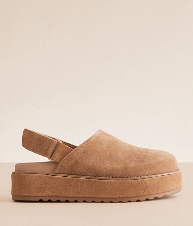 Steve Madden Mellow Leather Platform Clog front view