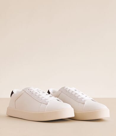 Steve Madden Mimpack Sneaker misc detail 1 view