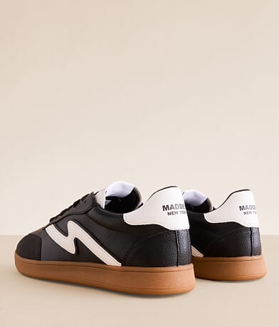 Steve Madden Sammel Sneaker misc detail 2 view