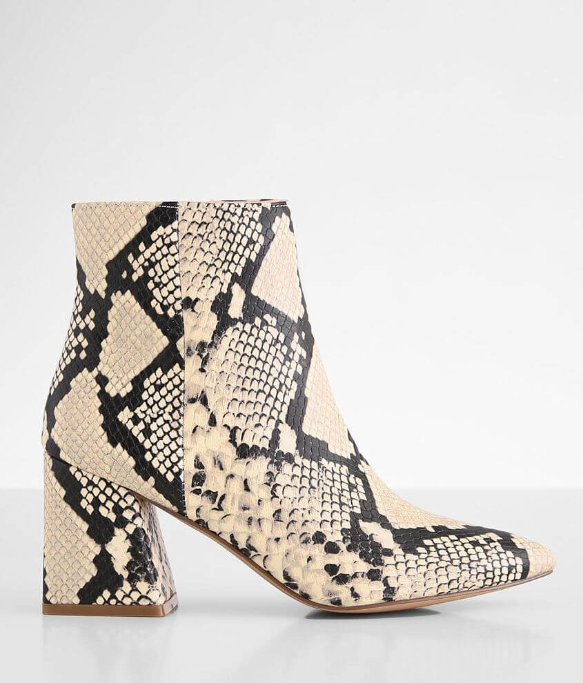 Steve Madden Nix Pointed Toe Ankle Boot front view